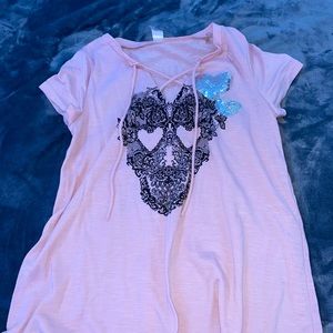 pink skull shirt